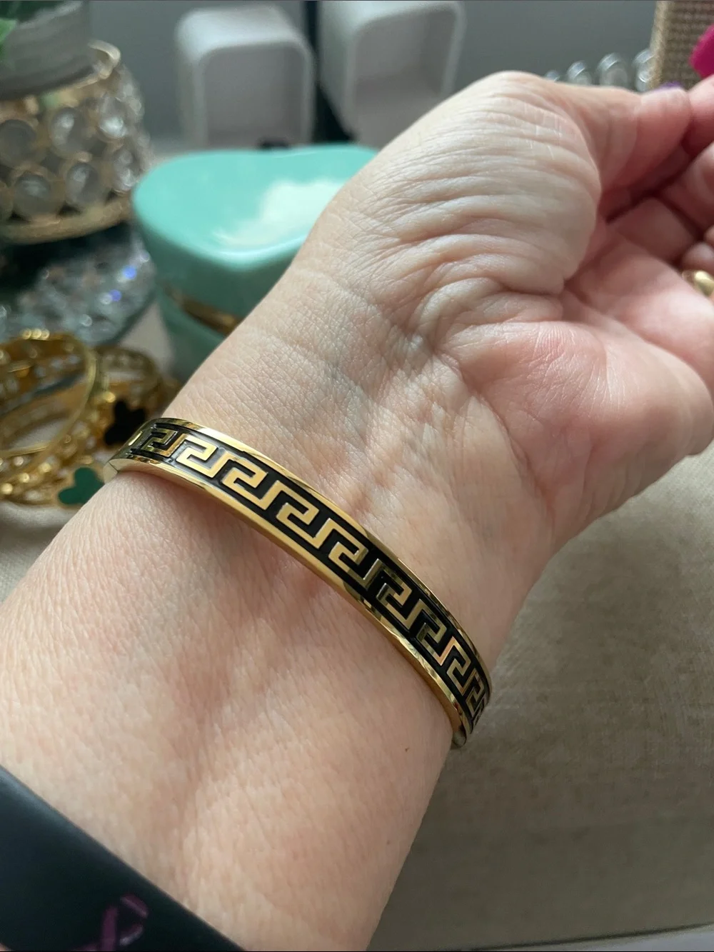 ✨🖤Gold and Black Greek Key Bangle Bracelet 🖤✨NEW